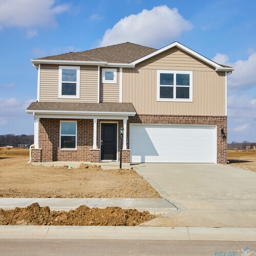 New Suburban Home Construction in Developing Neighborhood